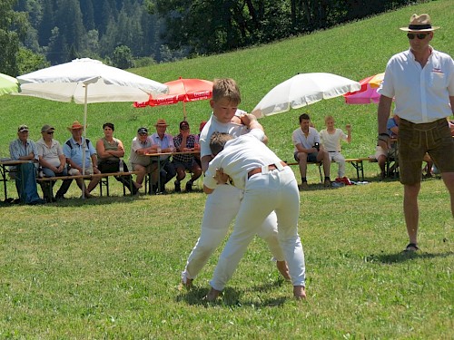 Länderranggeln Salzburg-Tirol und int. Punkteranggeln (mit Klasse 4-6 Jahre)