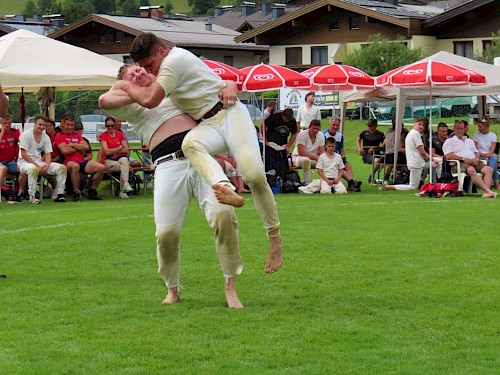 Länderranggeln Salzburg-Tirol und int. Preisranggeln