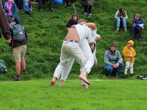 Hundstoaranggeln, immat. UNESCO Kulturerbe, kein Punkteranggeln