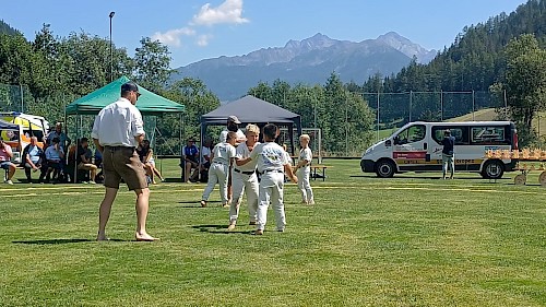 Int. Alpencupranggeln, Kampf um die Wandertrophäe