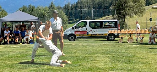 Int. Alpencupranggeln, Kampf um die Wandertrophäe