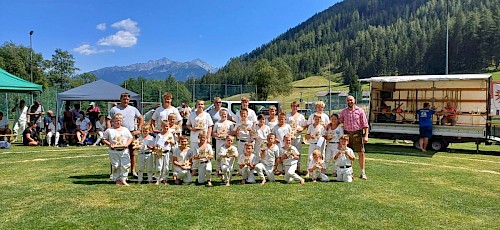 Int. Alpencupranggeln, Kampf um die Wandertrophäe