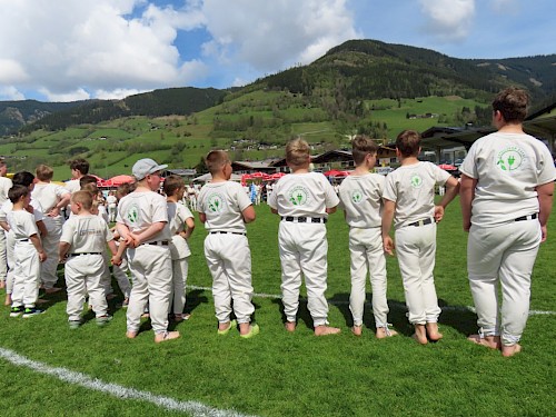 Salzburger Eröffnungsranggeln, int. Alpencupranggeln, zusätzlich Jugendhagmoar