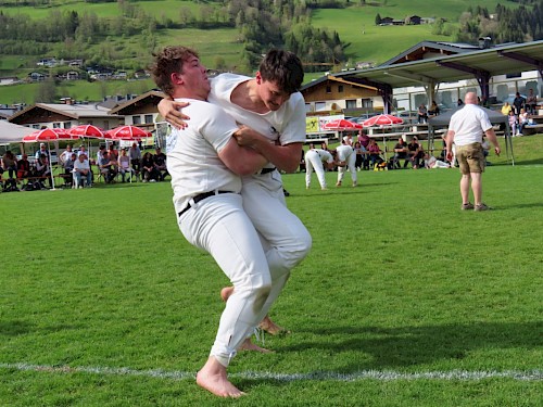 Salzburger Eröffnungsranggeln, int. Alpencupranggeln, zusätzlich Jugendhagmoar