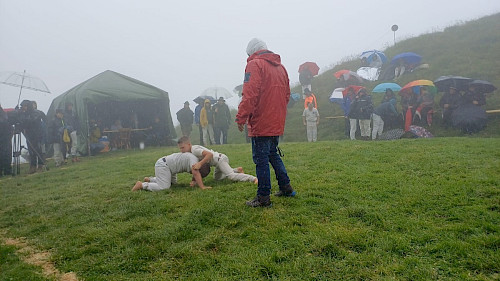 Hundstoaranggeln, immaterielles UNESCO Kulturerbe, kein Punkteranggeln