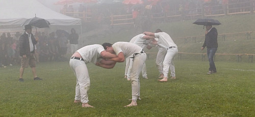 Kreuzjochranggeln, int. Punkteranggeln, zusätzlich Jugendhagmoar, nur bei Schönwetter