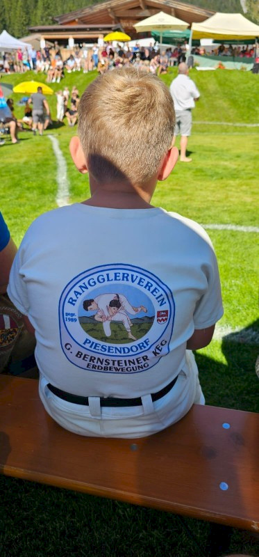 Wochenbrunnranggeln, int. Preisranggeln, zusätzlich Schüler- und Jugendhagmoar, nur bei Schönwetter
