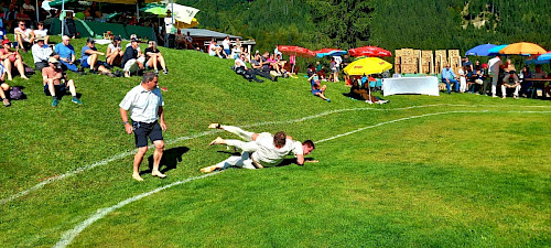 Wochenbrunnranggeln, int. Preisranggeln, zusätzlich Schüler- und Jugendhagmoar, nur bei Schönwetter