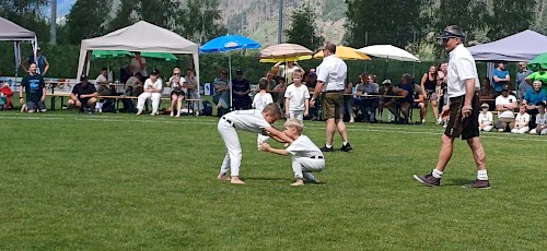 Int. Alpencupranggeln, zusätzlich Schüler- und Jugendhagmoar