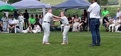 Int. Alpencupranggeln, zusätzlich Schüler- und Jugendhagmoar