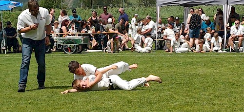 Int. Alpencupranggeln, zusätzlich Schüler- und Jugendhagmoar