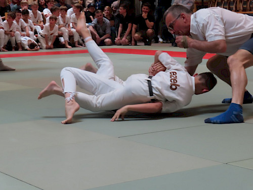 Salzburger Eröffnungsranggeln, int. Alpencupranggeln, zusätzlich Jugendhagmoar