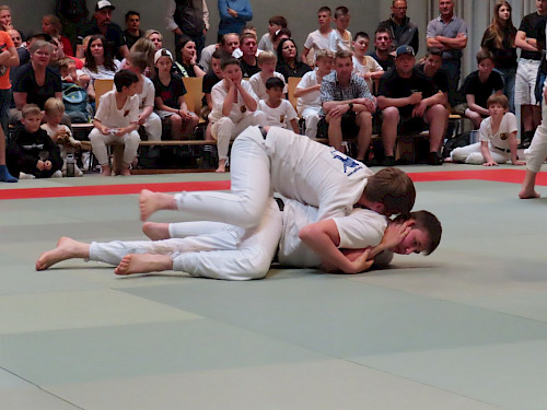 Salzburger Eröffnungsranggeln, int. Alpencupranggeln, zusätzlich Jugendhagmoar