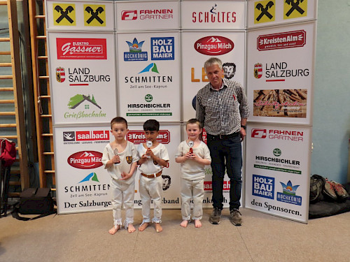 Salzburger Eröffnungsranggeln, int. Alpencupranggeln, zusätzlich Jugendhagmoar