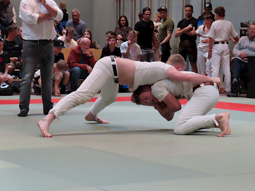 Salzburger Eröffnungsranggeln, int. Alpencupranggeln, zusätzlich Jugendhagmoar