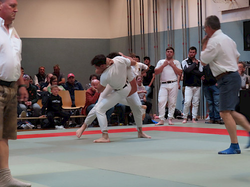 Salzburger Eröffnungsranggeln, int. Alpencupranggeln, zusätzlich Jugendhagmoar