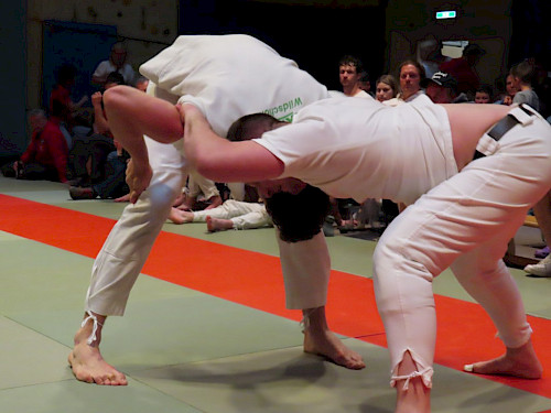 Salzburger Eröffnungsranggeln, int. Alpencupranggeln, zusätzlich Jugendhagmoar