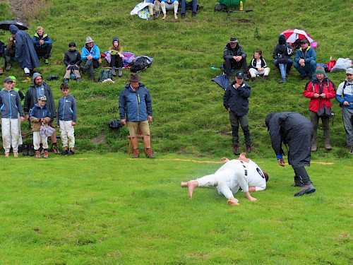 Hundstoaranggeln, immaterielles UNESCO Kulturerbe, kein Punkteranggeln