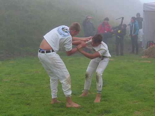 Hundstoaranggeln, immaterielles UNESCO Kulturerbe, kein Punkteranggeln