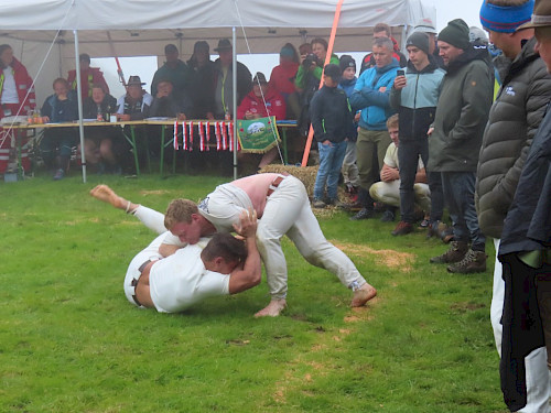 Hundstoaranggeln, immaterielles UNESCO Kulturerbe, kein Punkteranggeln