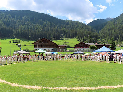 Zum Bericht: Int. Alpencupranggeln, Kampf um die Wandertrophäe, zusätzlich Schüler- und Jugendhagmoar