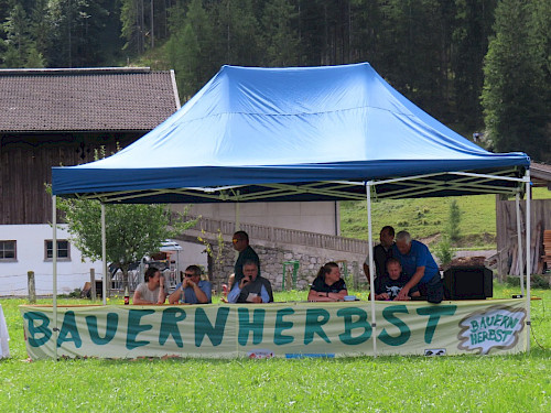Bauernherbstranggeln, int. Schüler- und Jugendranggeln, kein Punkteranggeln (nur bei Schönwetter)