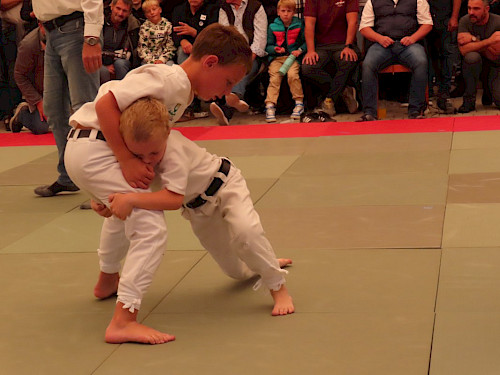 Int. Alpencupfinale, zusätzlich Jugendhagmoar