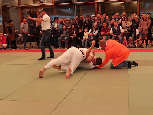 Int. Alpencupfinale, zusätzlich Jugendhagmoar